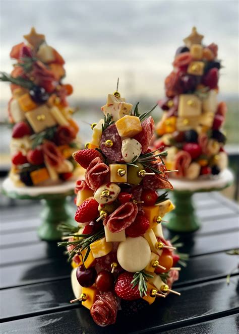 3D Christmas Tree Workshop , Gallows Hill Spirits Co. , Allentown, 10 ...