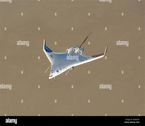 X-48B flying over expanse of Rogers Dry Lake Stock Photo - Alamy