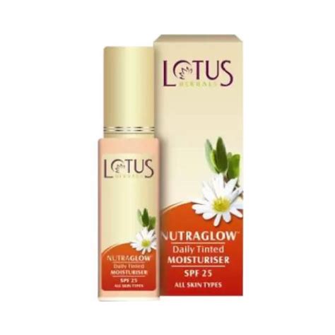 Lotus Herbals Make-up NUTRAGLOW Daily Tinted Face Moisturiser - HAZELN ...