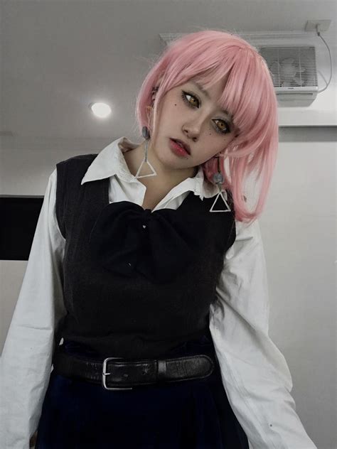 My Fami cosplay (csm prt. 2) twt: @pawchitan : r/ChainsawMan