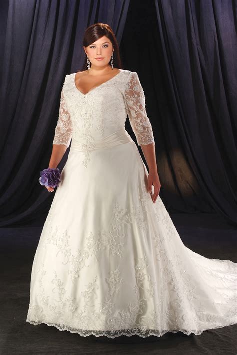 plus size dresses for wedding guests
