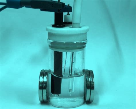 New Hydrogen-producing method shows energy-efficient route to ...