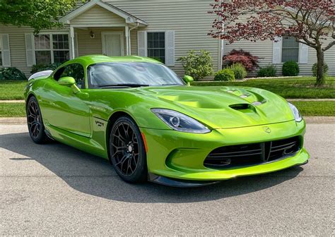Dodge Viper Venom Green