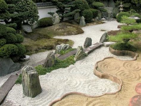 Jardines con Aire Oriental - Decoracion.IN