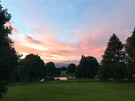 SANI WINDOW BED & BREAKFAST (Underberg) - B&B Reviews & Photos ...