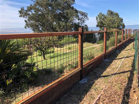 Box Wire Fence: The Stylish and Practical Fencing Option