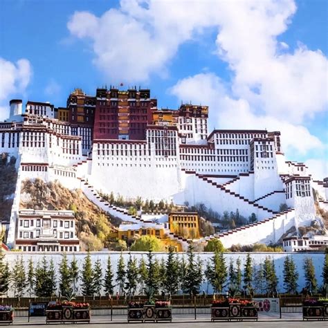 Potala Palace, Iconic Landmark in Tibet [September 2025]