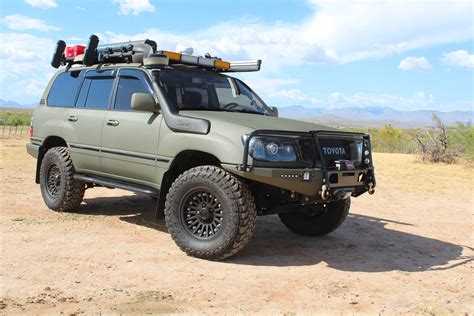 Lifted Land Cruiser 100