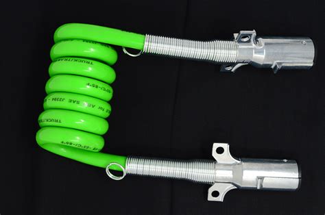 Konnectal :: Upcoming Products :: SAE J 560 7P / 12V