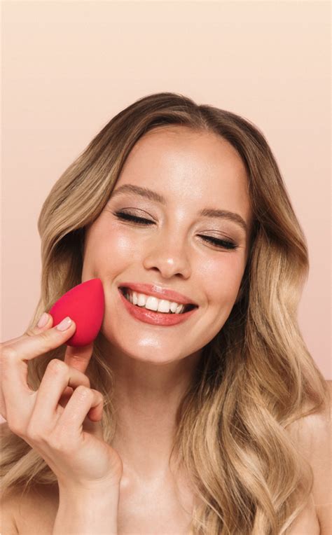 Care to Beauty India · All Cosmetics At Your Fingertips