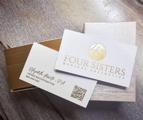 Gold Foil Business Card Design 的图像结果