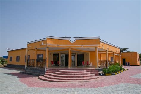 GRAND HAADI HOTEL (Hargeysa) - Specialty Hotel Reviews & Photos ...