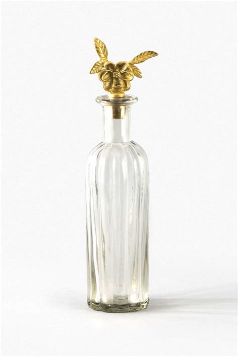 Good Earth – Stylish Sustainable Luxury Retail | Goodearth.in