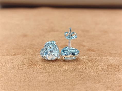 Moissanite Heart Shape Earring - Moissani.in
