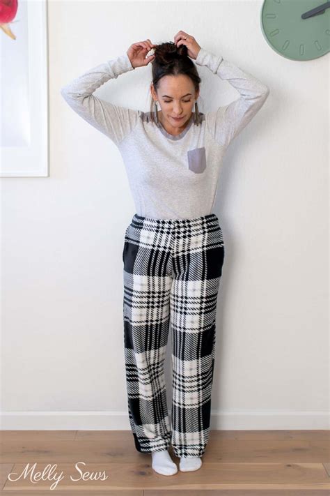 How to Make Fleece PJ Pants - DIY Fuzzy Pyjama Project - Melly Sews