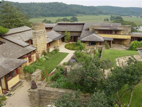 Taliesin | Frank Lloyd Wright Foundation