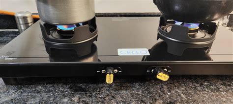 CELLO Gas Stove Granito 2 Burner Black Manual Ignition LPG Toughened ...