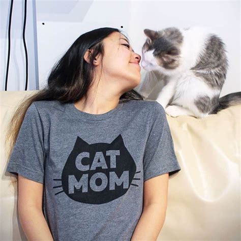 Cat Mom, The Original Cat Mom Shirt, Cat Mom T-Shirt, Crazy Cat Mom ...