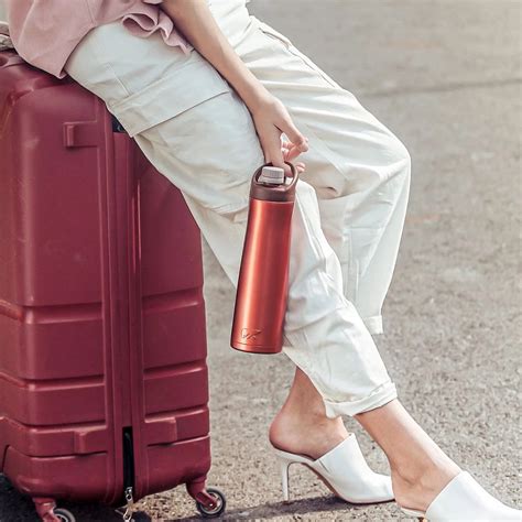 Headway Hyde Vacuum Insulated Stainless Steel Bottle Copper 750 ML ...