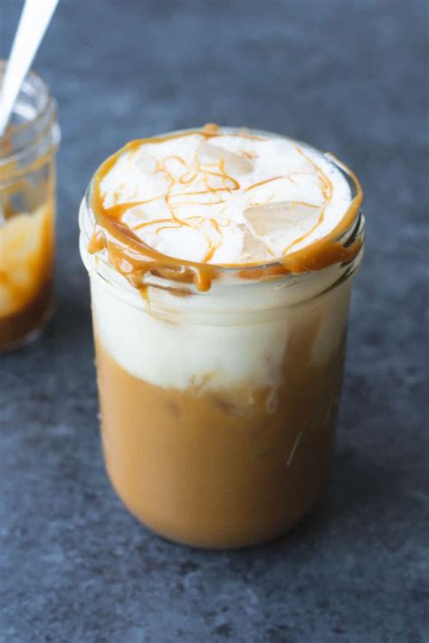 Cookie Butter Iced Coffee with Vanilla Oatmilk Cold Foam - Fooduzzi