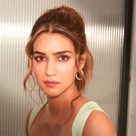 Pave Hoop Earrings – Tuula