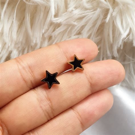 Mini Star Studs – LOLO LéPA