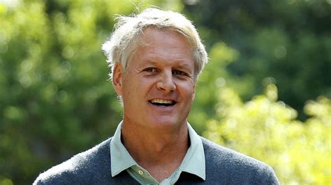 Nike investors reject pay equity, human rights proposals ...