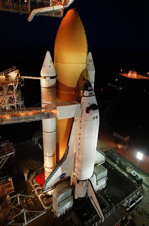 Endeavour before lift-off, mission STS-100 - Canadian Space Agency