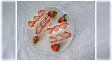 Strawberry Sandwich Recipe: How to Make Strawberry Sandwich Recipe ...