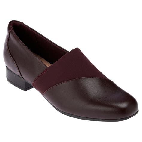 Clarks slip on leather shoes online