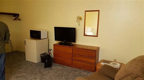 PROSPECTOR INN (Republic) - Inn Reviews, Photos, Rate Comparison ...