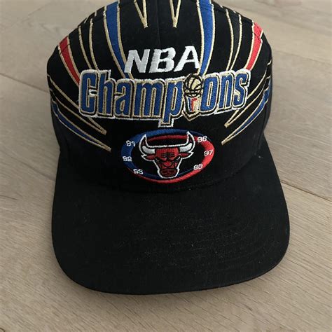 Mitchell & Ness Men's Hat | Depop