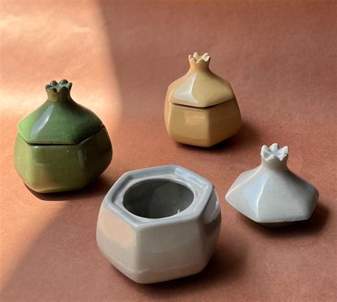 Pomegranate jars- small (without gold) – Craftribal