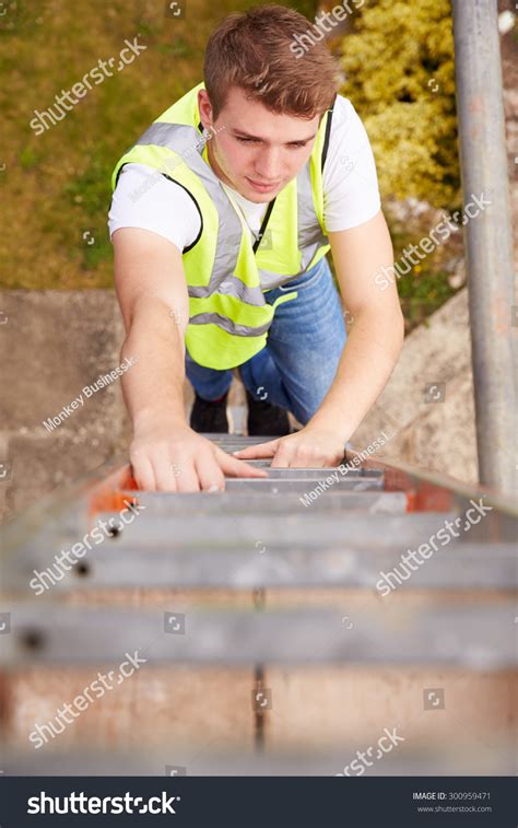 Climb Ladder 的图像结果