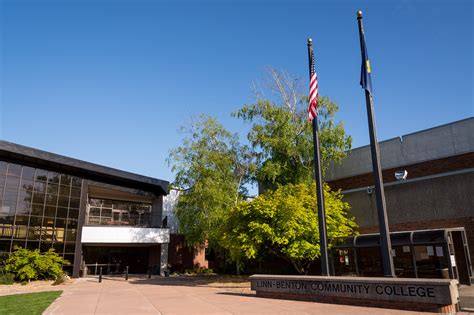 Critics say Oregon Promise lacks adequate funding and has overly strict ...