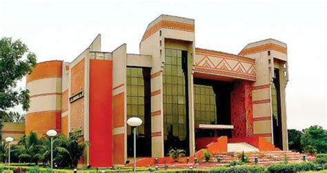 IIM Calcutta and IIM Indore: The Only 2 Indian B-schools with Triple ...