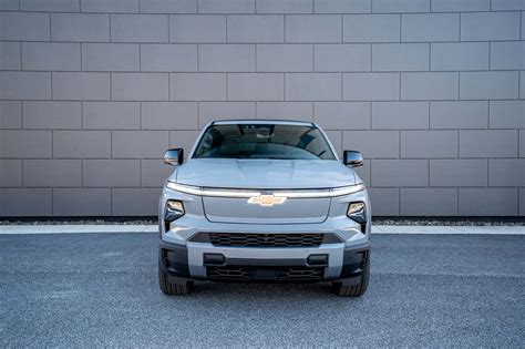 2025 Chevrolet Silverado EV Road Test: The EV Truck Goldilocks Has Been Waiting For