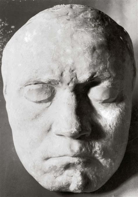 A Haunting Photo Collection of Famous People’s Death Masks, 1300-1950 ...