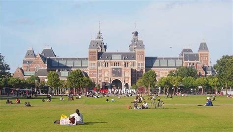 Amsterdam in March 2026: Weather, Top Attractions, & Things to Do