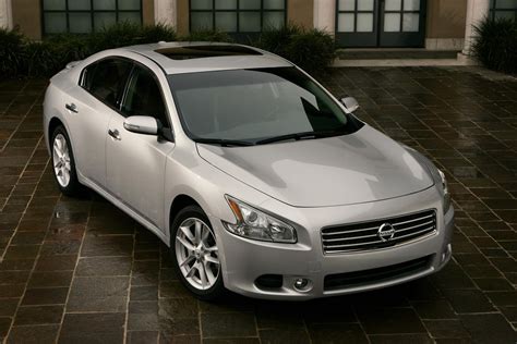 2010 Nissan Maxima - Information and photos - MOMENTcar