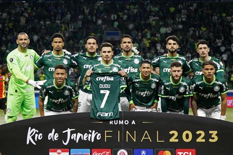 Mientras espera por Boca, Palmeiras presentó su colección de tarjetas ...