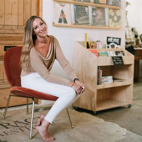 Tips For Managing The Holiday Chaos: Find The Joy, Not The Stress | The Fox Magazine