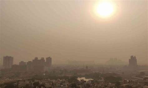 Delhi’s Worsening Air Quality Sparks 30-40% Surge in Respiratory Cases ...