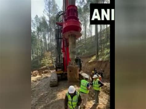 Uttarakhand tunnel rescue: Rescuers make 8-metre progress through ...
