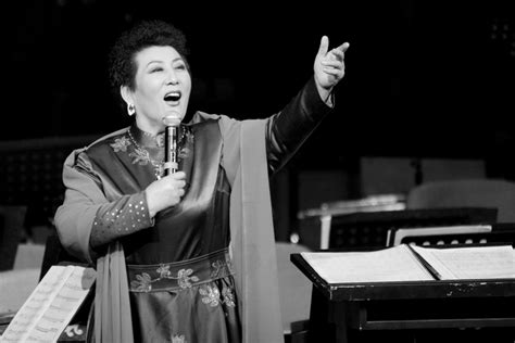 蒙古族女中音歌唱家德德玛去世，76岁｜讣闻_财新mini_财新网