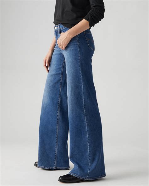 318 Shaping Wide Leg Women's Jeans - Dark Wash | Levi's® US