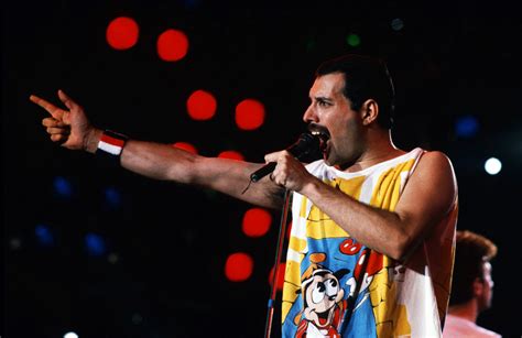 freddie mercury, singer, performance Wallpaper, HD Music 4K Wallpapers, Images and Background ...