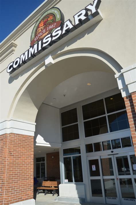 Commissaries pass 21M-pound mark in donations to local food banks ...