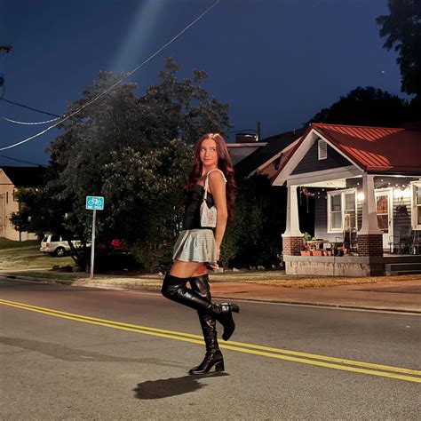 K𝚊𝚢𝚕𝚊 A𝚗𝚗 | Very Demure, Very Mindful, Very Cutesy @laurensanderson tonight @the_lipstick_lounge ...