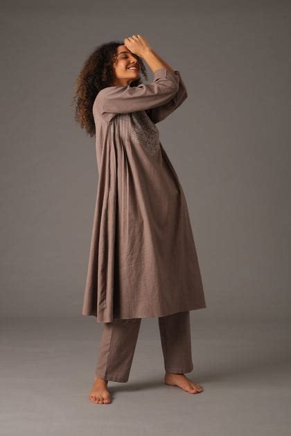 Embroidered Dunes Dress – Story Of India